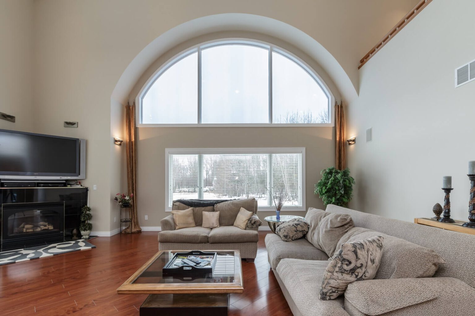 Keeler Lake Estate Lakefront Oasis J.P. King