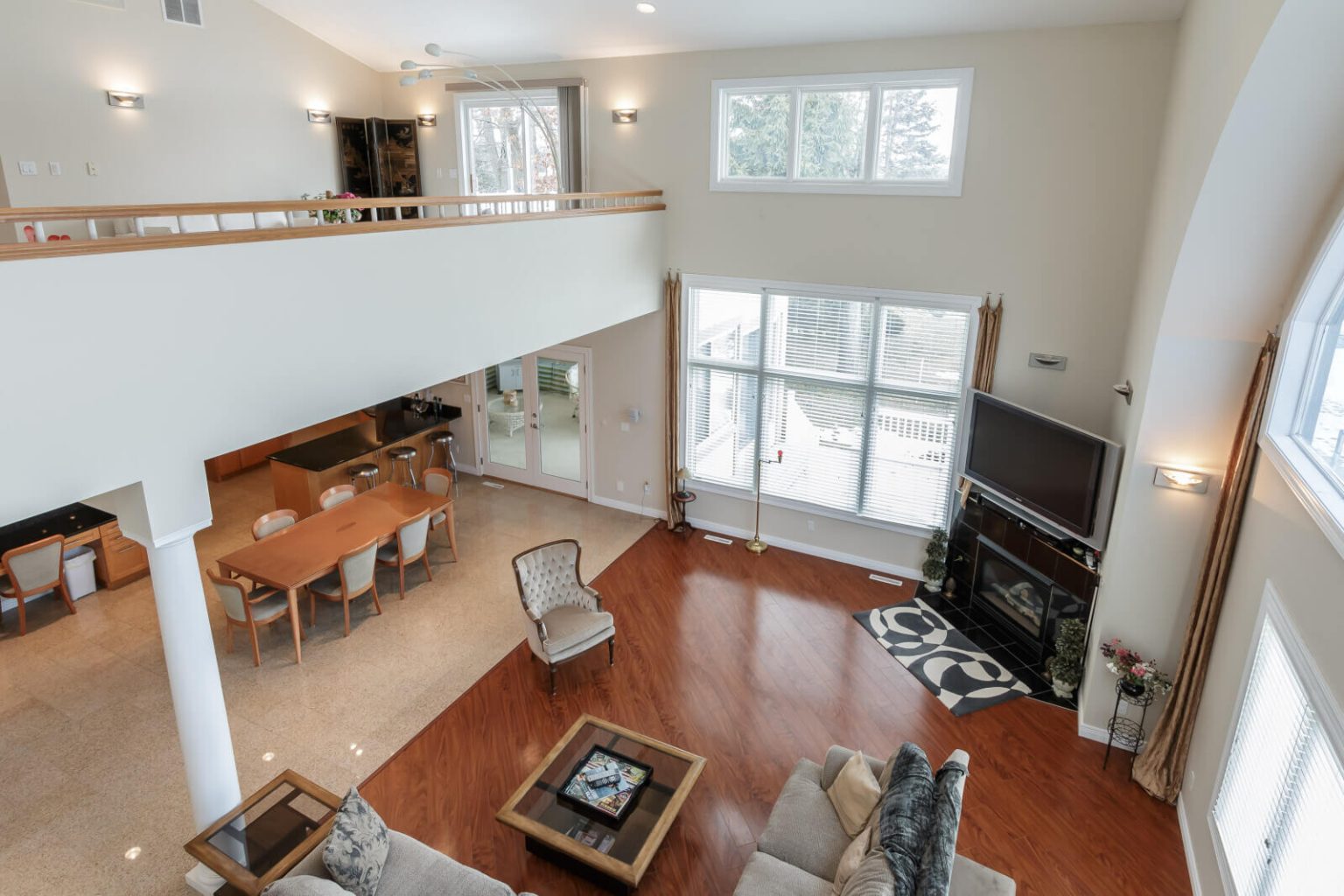 Keeler Lake Estate Lakefront Oasis J.P. King